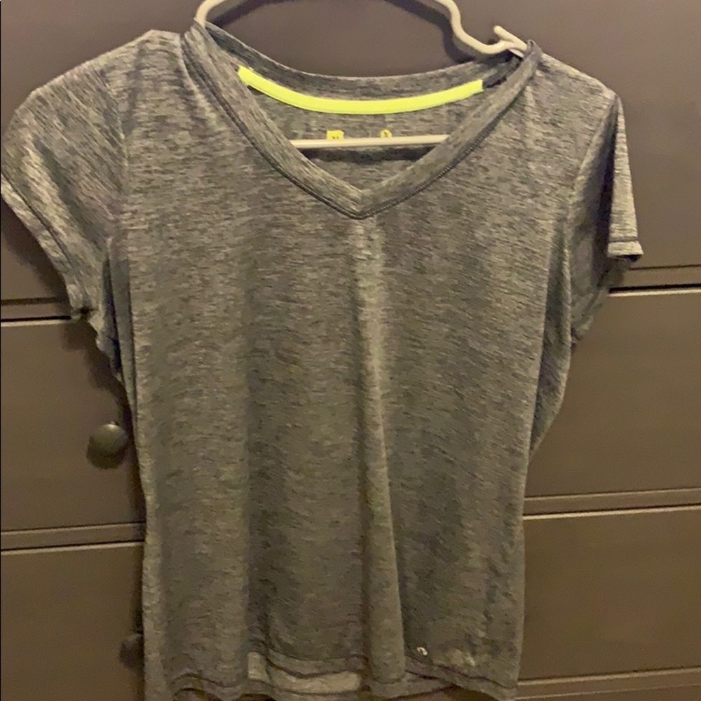 athletic v neck shirt